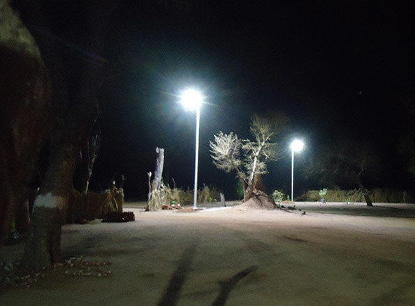 一体化太阳能路灯工程 &nbsp;- 非洲